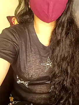 Snapshot of yourtamilcouple chatting on January 7, 5:53 pm yourtamilcouple online show from January 7, 5:53 pm