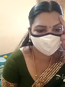 Snapshot of yourtamilcouple chatting on February 17, 9:03 am yourtamilcouple online show from February 17, 9:03 am