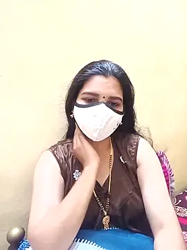 Snapshot of yourtamilcouple chatting on March 9, 1:37 pm yourtamilcouple online show from March 9, 1:37 pm