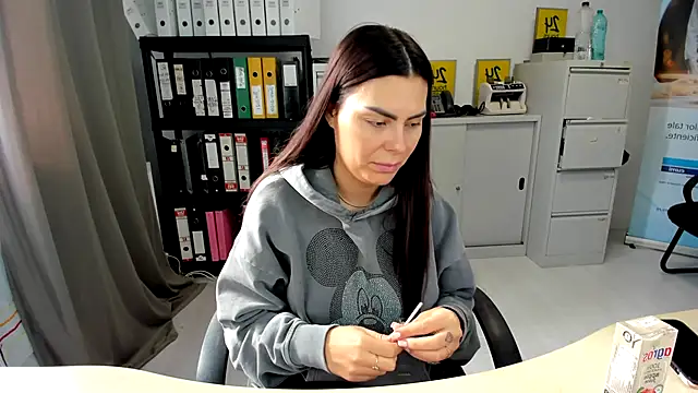 kilenyapatrice online show from October 14, 10:16 am