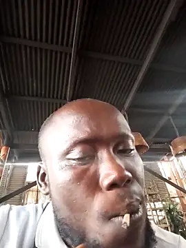 Landlordlandlord12 online show from April 8, 6:35 am