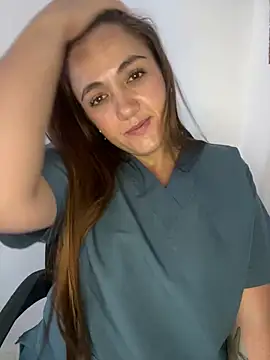 Snapshot of Shianrose chatting on May 6, 8:36 pm Shianrose online show from May 6, 8:36 pm