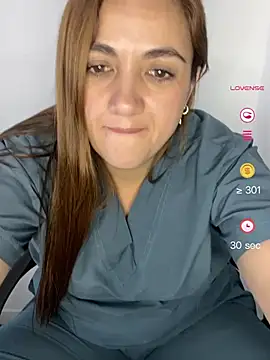 Snapshot of Shianrose chatting on May 25, 7:31 pm Shianrose online show from May 25, 7:31 pm
