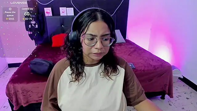 im angels77 online show from February 21, 1:44 am
