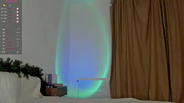 n0myrai online show from December 4, 11:13 pm