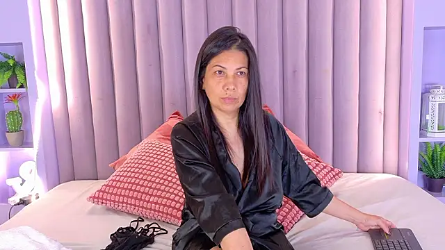 JaylaScott   online show from March 21, 7:39 pm