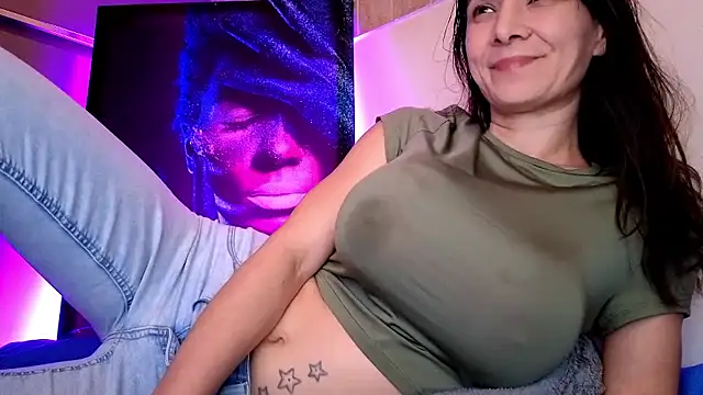 Snapshot of zarry chatting on January 16, 8:13 pm zarry online show from January 16, 8:13 pm