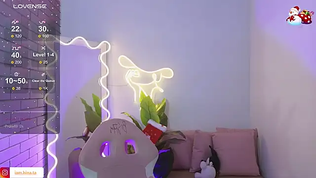 Snapshot of hina_tay chatting on December 18, 10:30 am hina tay online show from December 18, 10:30 am