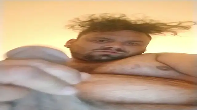 Snapshot of ShakeyJ87 chatting on September 16, 7:53 am ShakeyJ87 online show from September 16, 7:53 am