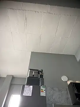 Curveysinaa online show from October 5, 9:18 am