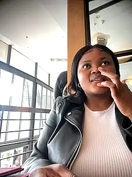 Curveysinaa online show from November 15, 9:28 am