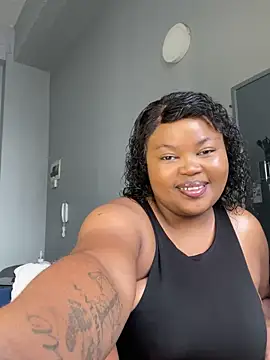 Curveysinaa online show from February 21, 8:04 am