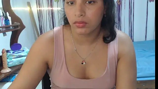 Snapshot of sexyhot20xxx chatting on April 15, 6:53 am sexyhot20xxx online show from April 15, 6:53 am