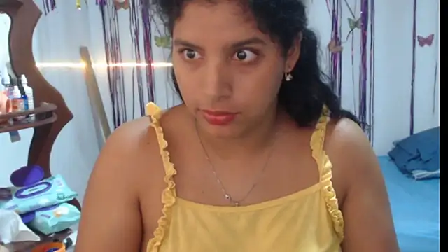 Snapshot of sexyhot20xxx chatting on April 16, 6:03 am sexyhot20xxx online show from April 16, 6:03 am