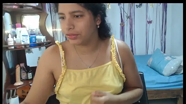 Snapshot of sexyhot20xxx chatting on April 21, 6:31 am sexyhot20xxx online show from April 21, 6:31 am