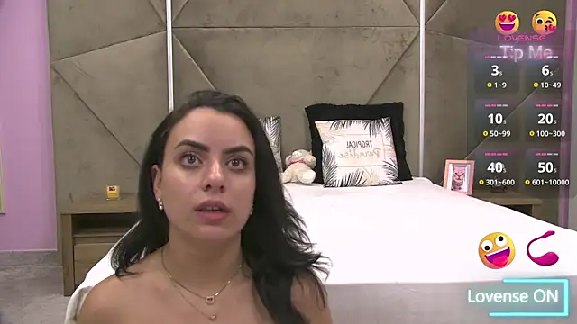 Snapshot of ElyzaIbarra chatting on September 25, 5:11 am ElyzaIbarra online show from September 25, 5:11 am