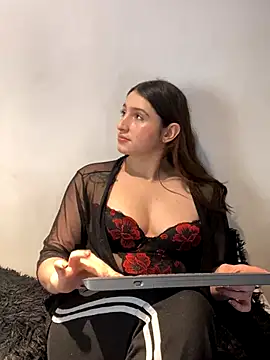 kamel-ayesha online show from October 21, 5:35 pm