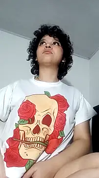 Bitsy Messy online show from February 1, 2:32 am