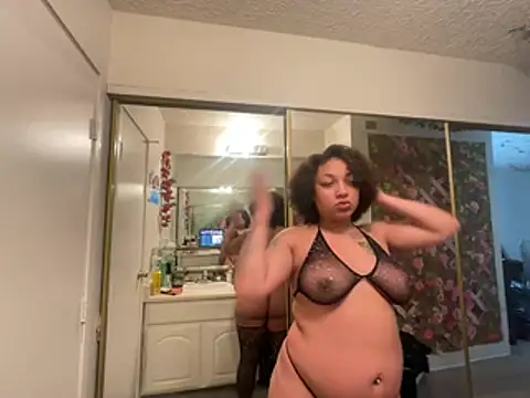 Snapshot of GoddessNih chatting on March 2, 4:25 am GoddessNih online show from March 2, 4:25 am