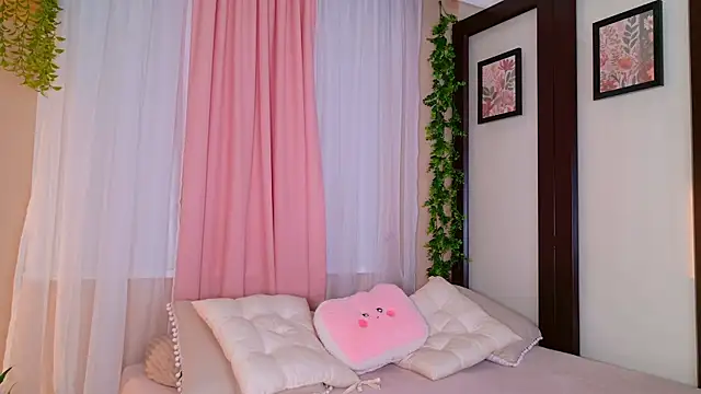 Zafiiro Blue online show from November 20, 12:11 am