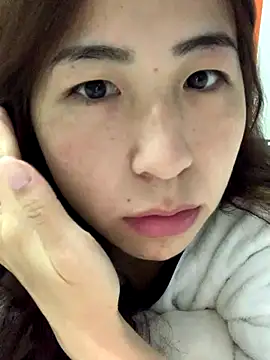 Snapshot of Aimeil chatting on December 8, 1:56 am Aimeil online show from December 8, 1:56 am