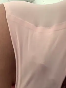 Snapshot of Aimeil chatting on December 25, 4:11 pm Aimeil online show from December 25, 4:11 pm