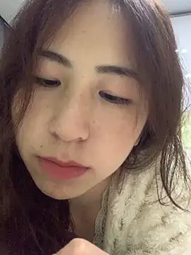 Snapshot of Aimeil chatting on December 26, 2:37 pm Aimeil online show from December 26, 2:37 pm