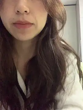 Snapshot of Aimeil chatting on January 4, 5:05 am Aimeil online show from January 4, 5:05 am