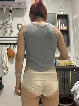 Snapshot of Aimeil chatting on October 10, 2:16 pm Aimeil online show from October 10, 2:16 pm