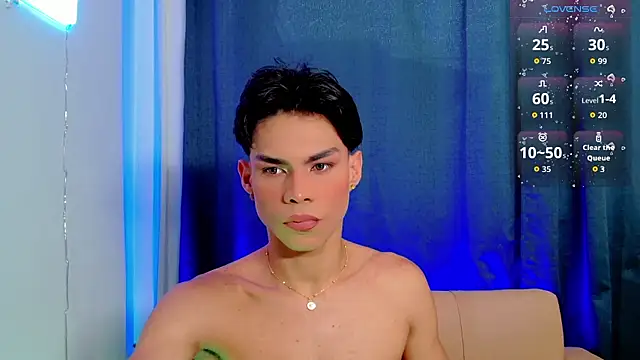 Snapshot of femboykeene chatting on February 13, 10:28 pm femboykeene online show from February 13, 10:28 pm