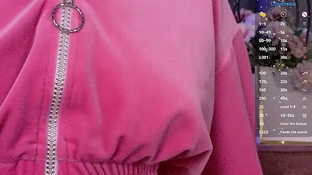 Snapshot of jenny_bunny_ chatting on January 9, 7:31 am jenny bunny  online show from January 9, 7:31 am