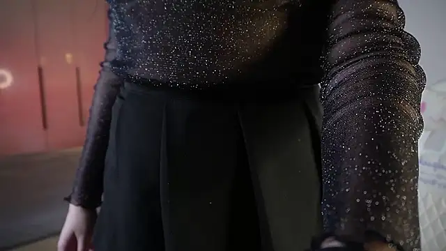 Snapshot of ArleighFrankson chatting on December 2, 2:52 pm ArleighFrankson online show from December 2, 2:52 pm