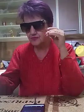 Snapshot of Ely_Elenita chatting on October 2, 5:47 am Ely Elenita online show from October 2, 5:47 am