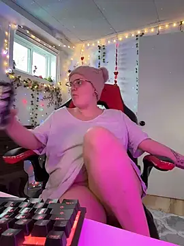 Sweetleeahxx online show from March 8, 11:58 am