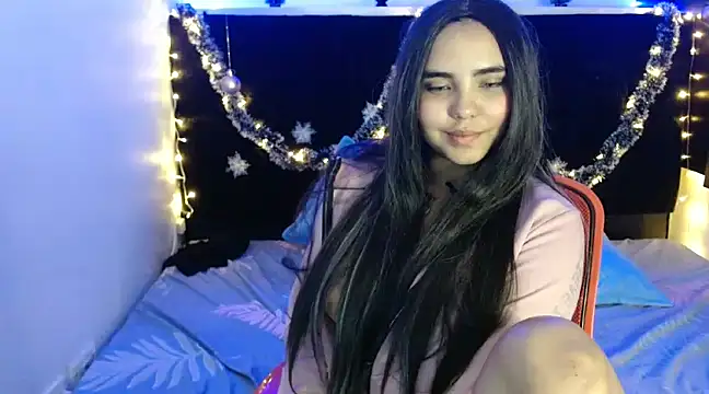 Snapshot of Miapeyton chatting on December 8, 8:58 pm Miapeyton online show from December 8, 8:58 pm