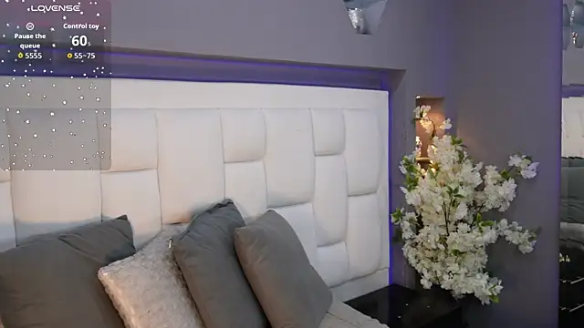 CuteAri online show from May 12, 8:17 pm