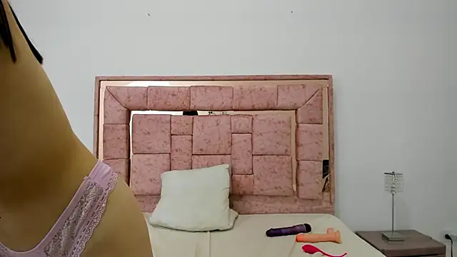 MAVIE IVANOVA online show from January 25, 1:54 am