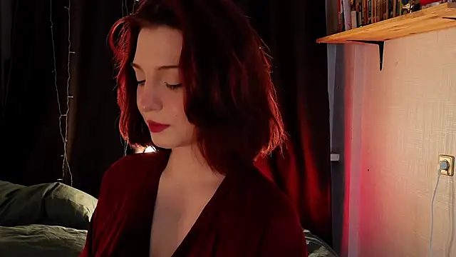 LisaVamp online show from February 10, 10:58 pm