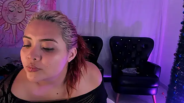 Agatha humidity online show from December 24, 7:22 pm