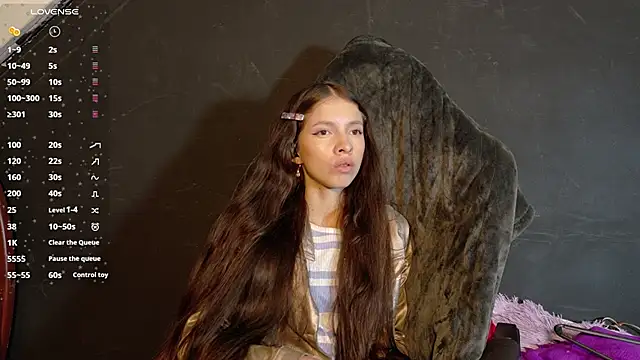 sweetdam12 online show from October 3, 8:17 pm