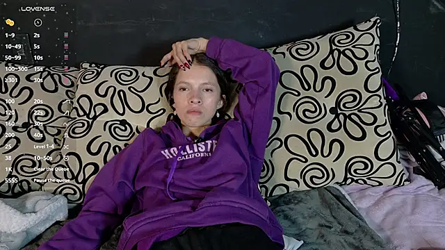 sweetdam12 online show from October 16, 7:48 pm