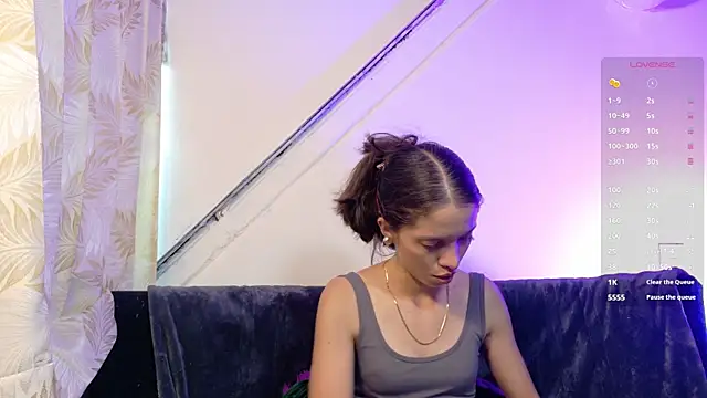 Snapshot of sweetdam12 chatting on April 24, 8:11 pm sweetdam12 online show from April 24, 8:11 pm