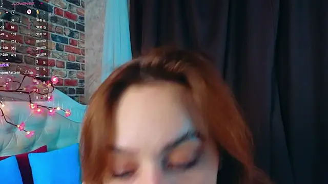 EvaLeester online show from December 3, 7:05 am