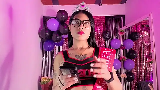 Dolcee zoe online show from December 2, 9:21 pm