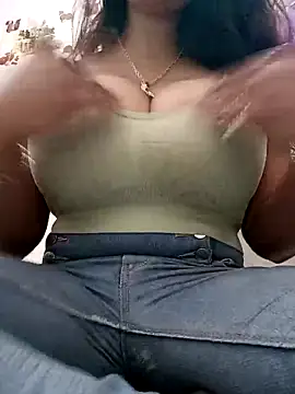 cute-mahek online show from February 13, 12:00 pm