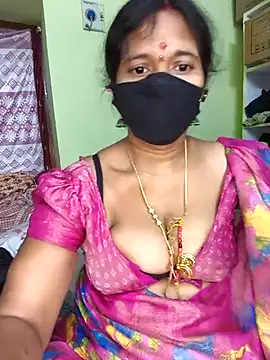 hotladyIndian1 online show from December 13, 10:41 am