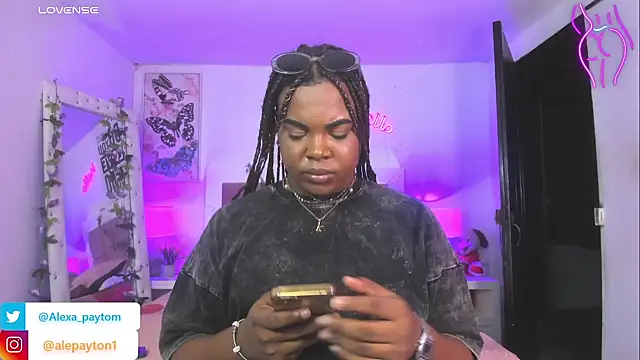 Snapshot of Alexa_paytom1 chatting on January 11, 11:35 pm Alexa paytom1 online show from January 11, 11:35 pm