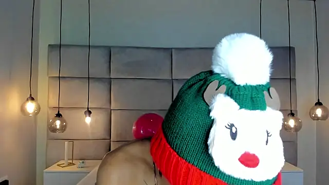 MiaMorgan  online show from December 24, 11:38 am