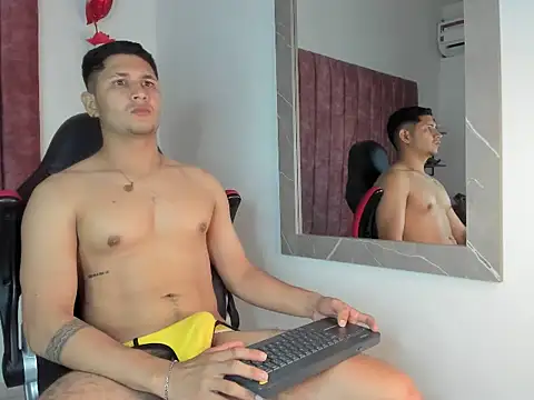 mathias cocks online show from March 5, 6:12 am