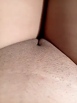 Snapshot of Khaleyssi chatting on December 28, 2:42 pm Khaleyssi online show from December 28, 2:42 pm